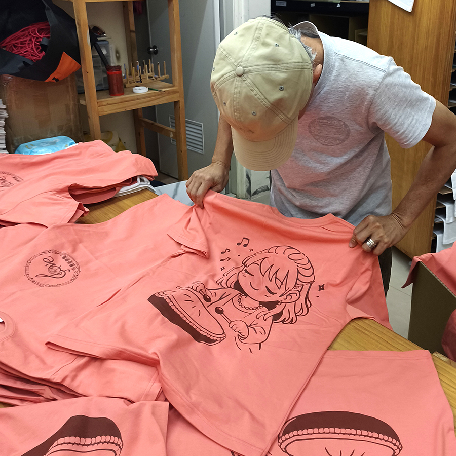印刷工作圖與客製衣服代印流程 2